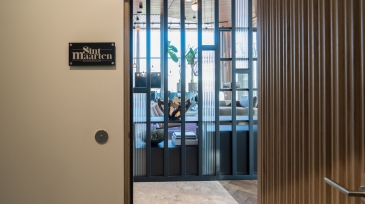 Sint Maarten Boardroom